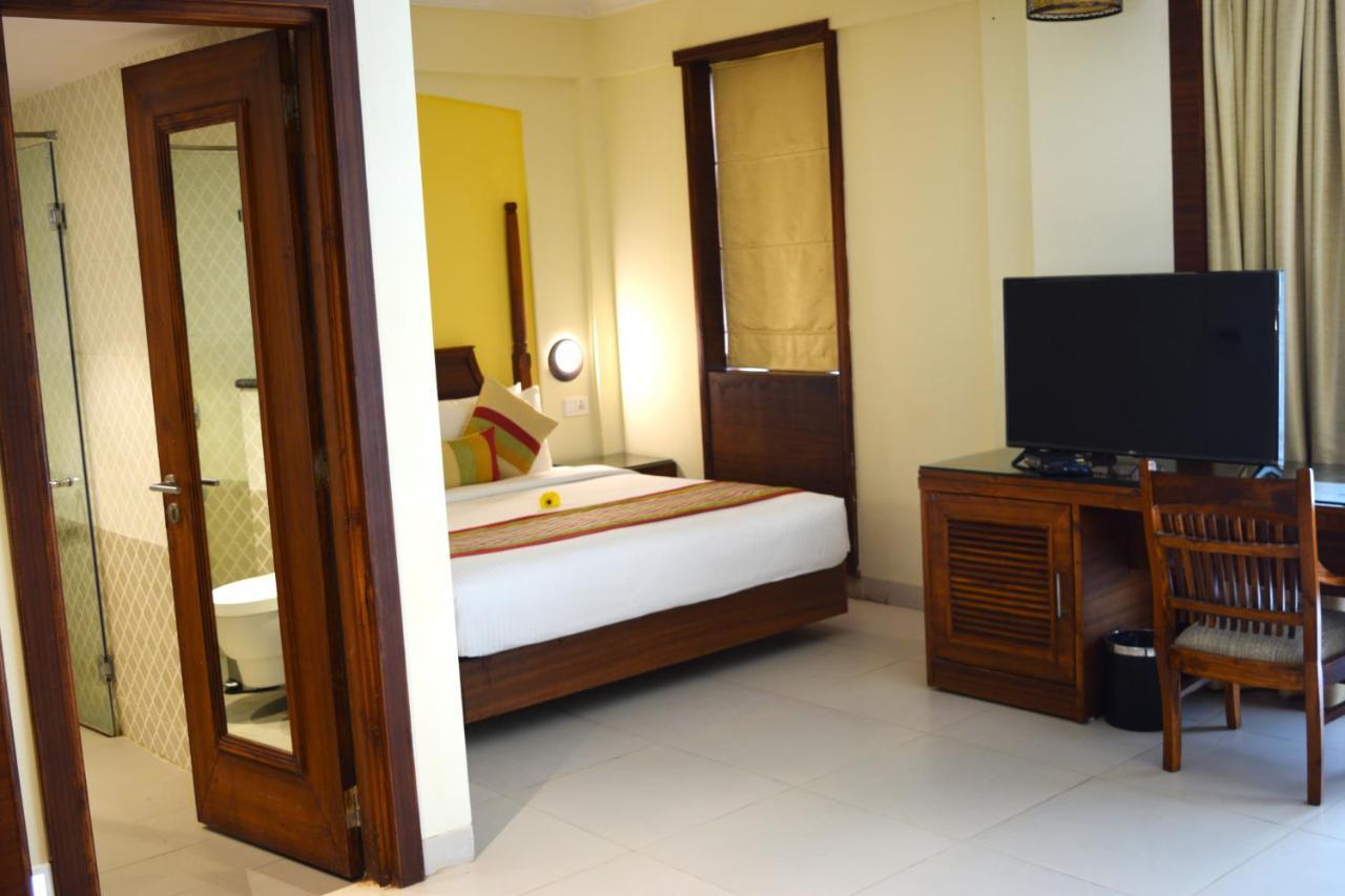 Sea Breeze Max Resort & Spa Margão Exterior foto